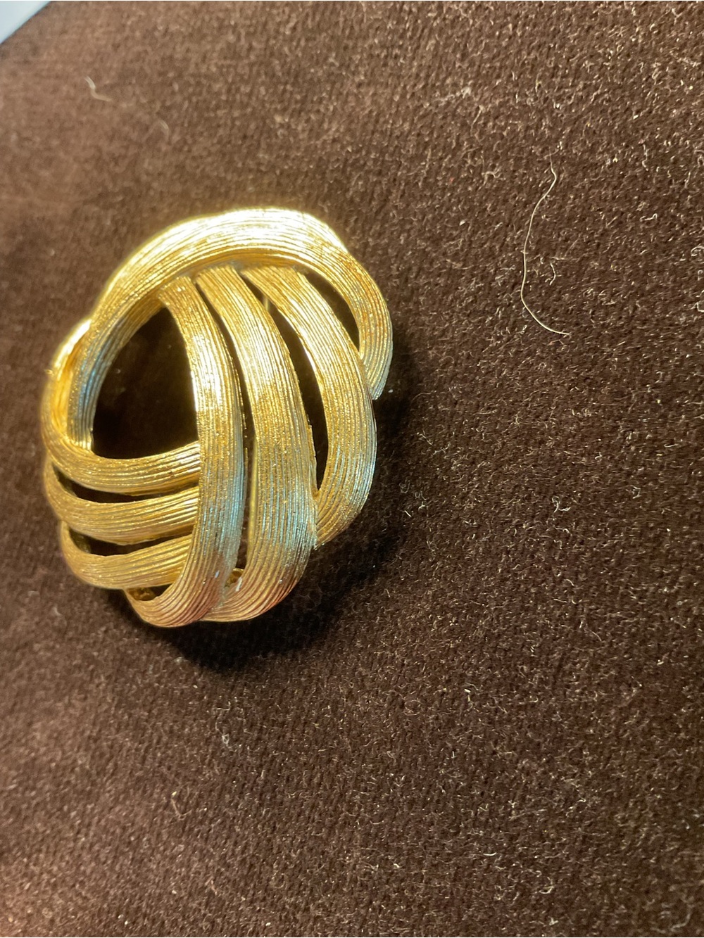 Trifari Gold-Tone Woven Knot Statement Brooch - Picture 1 of 7